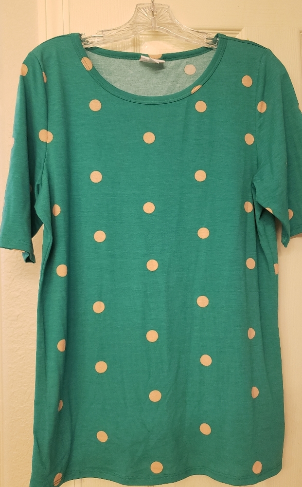 LulaRoe short sleeve top